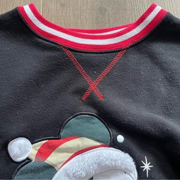 Disneyland Resort Disney World Mickey Christmas Holiday Sweatshirt M Black‎ Red - Picture 6 of 16